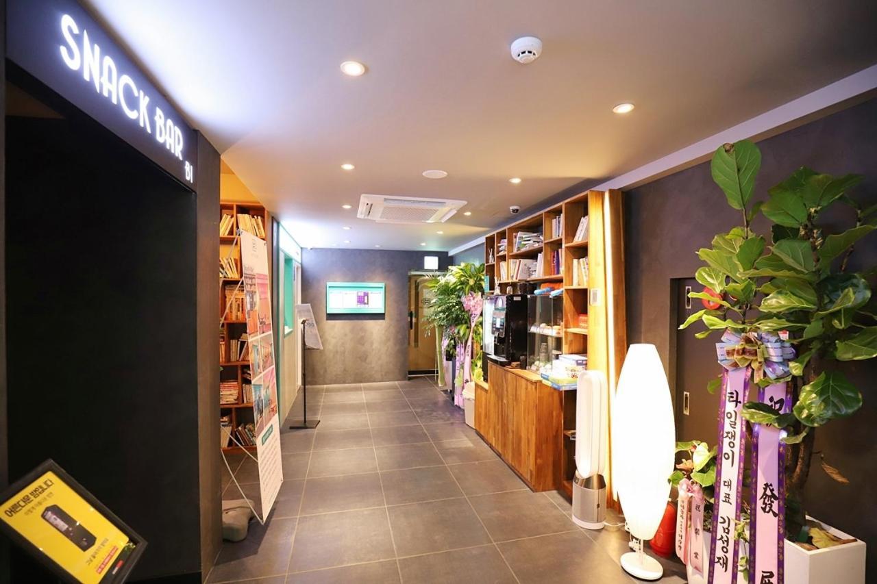 Hotel In Cafe Doksan Seoul Exterior foto
